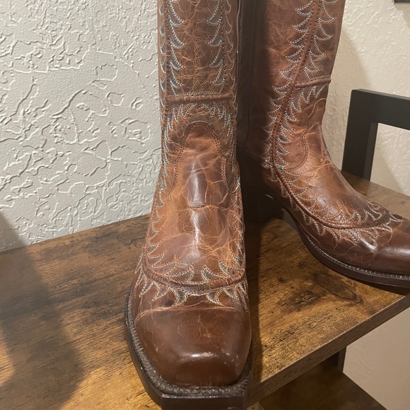 NWT Nocona Rich Brown Leather Boots w/ Stitching Sz. 10 - Picture 4 of 16